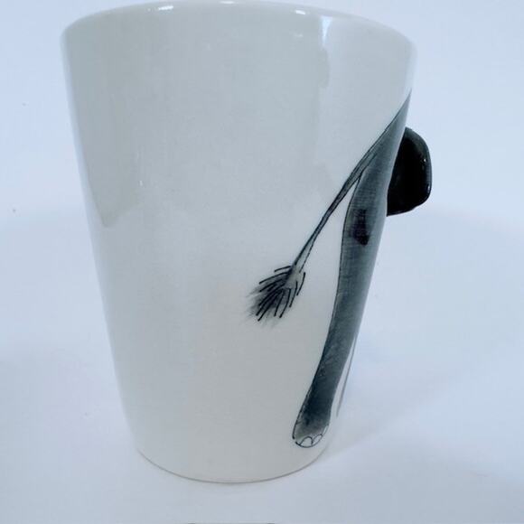 World Market 3D Elephant Trunk Tusks White Ceramic Handle Coffee Mug Cup 12 oz - Picture 6 of 14